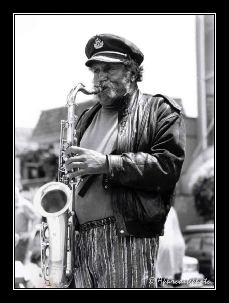 27 USA portraits - Saxophonist